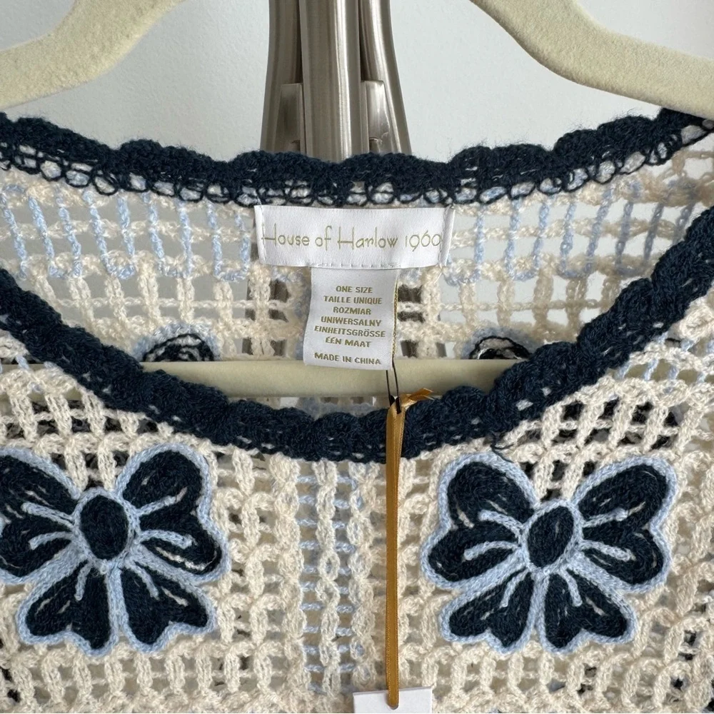 NWT House of Harlow 1960 Bow Navy and Cream Crochet Boho Poncho Coverup